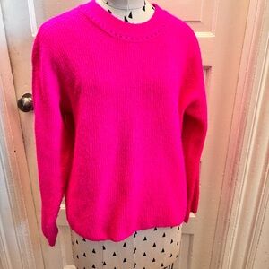 The Gap
Hot Pink Fuzzy Sweater
Cozy!
M